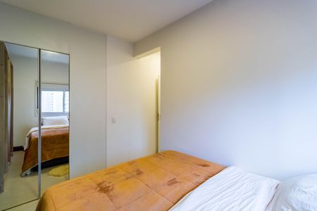 Apartamento à venda com 74m², 2 quartos e 2 vagasQuarto 2