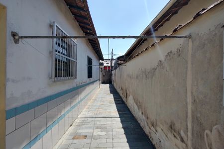 Casa para alugar com 270m², 4 quartos e 4 vagas Casa para alugar com 270m², 4 quartos e 4 vagasQuintal