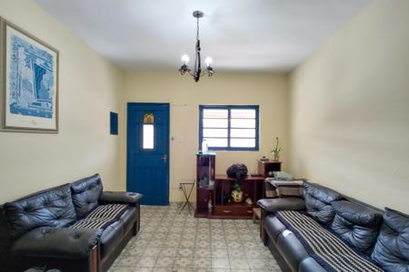 Casa para alugar com 270m², 4 quartos e 4 vagas Casa para alugar com 270m², 4 quartos e 4 vagasSala