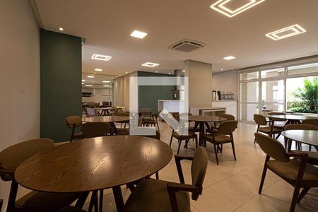 Apartamento à venda com 137m², 4 quartos e 2 vagasÁrea comum - Salão de festas