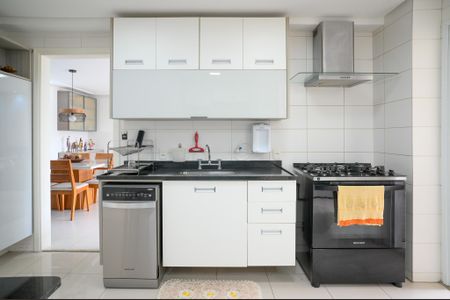 Apartamento à venda com 137m², 4 quartos e 2 vagasCozinha