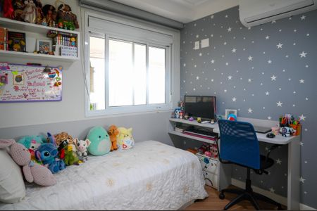 Apartamento à venda com 137m², 4 quartos e 2 vagasQuarto 4