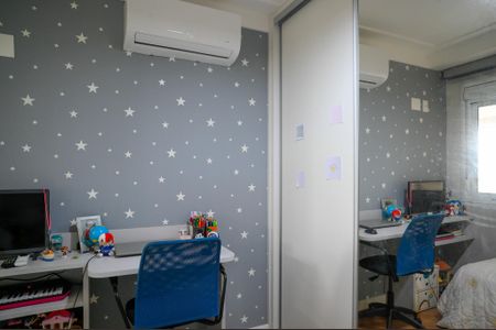 Apartamento à venda com 137m², 4 quartos e 2 vagasQuarto 4