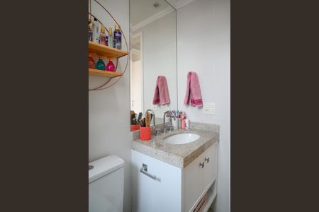 Apartamento à venda com 137m², 4 quartos e 2 vagasBanheiro Social