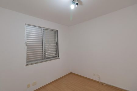 Apartamento à venda com 98m², 3 quartos e 2 vagasQuarto 3