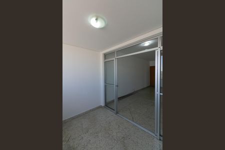 Apartamento à venda com 98m², 3 quartos e 2 vagasVaranda Sala