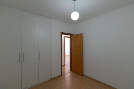 Apartamento à venda com 98m², 3 quartos e 2 vagasQuarto 2