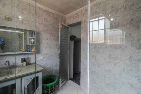 Casa à venda com 400m², 3 quartos e 2 vagasBanheiro