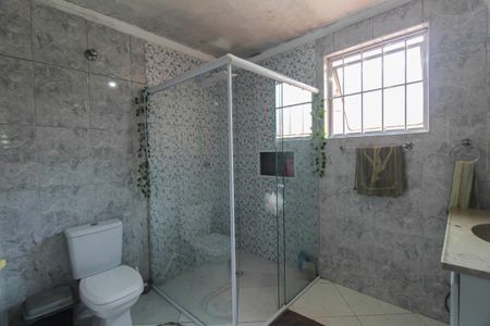 Casa à venda com 400m², 3 quartos e 2 vagasBanheiro