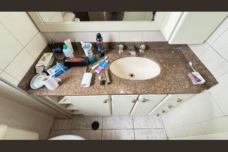 Apartamento à venda com 80m², 3 quartos e 1 vaga Apartamento à venda com 80m², 3 quartos e 1 vagaBanheiro da Suíte