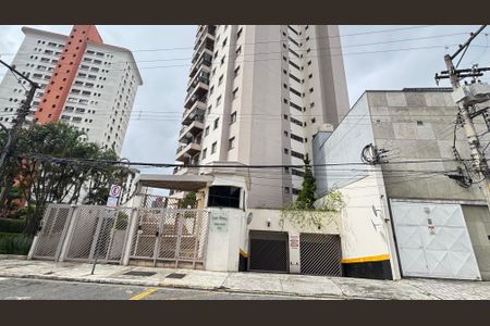 Apartamento à venda com 80m², 3 quartos e 1 vaga Apartamento à venda com 80m², 3 quartos e 1 vagaFachada