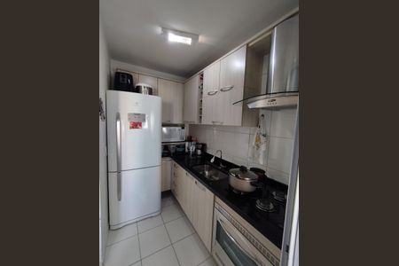 Apartamento à venda com 45m², 2 quartos e 1 vaga Apartamento à venda com 45m², 2 quartos e 1 vagaCozinha - Armários