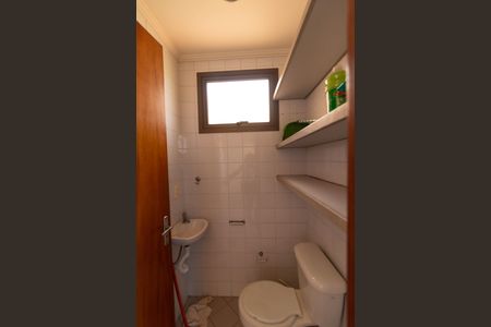 Apartamento à venda com 127m², 3 quartos e 3 vagasBanheiro de Serviço