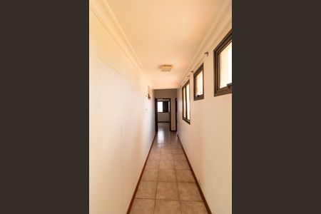 Apartamento à venda com 127m², 3 quartos e 3 vagasCorredor