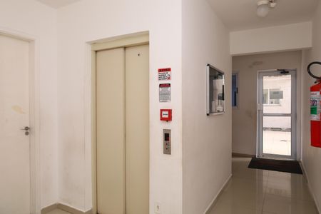 Apartamento à venda com 54m², 2 quartos e 1 vagaÁrea comum - Saguão do andar