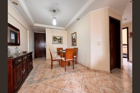 Apartamento à venda com 80m², 3 quartos e 1 vagaSala