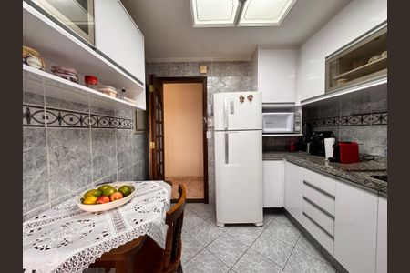 Apartamento à venda com 80m², 3 quartos e 1 vagaCozinha
