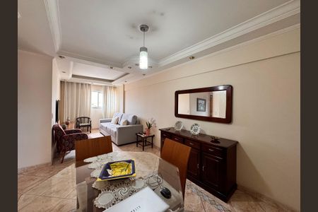 Apartamento à venda com 80m², 3 quartos e 1 vagaSala