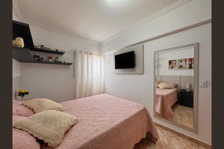 Apartamento à venda com 80m², 3 quartos e 1 vagaQuarto 2