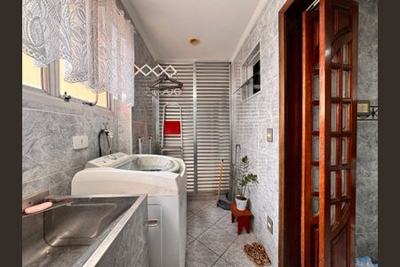 Apartamento à venda com 80m², 3 quartos e 1 vagaÁrea de Serviço