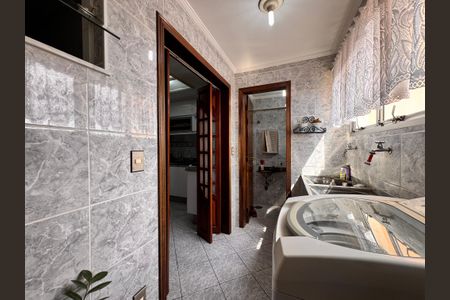 Apartamento à venda com 80m², 3 quartos e 1 vagaÁrea de Serviço