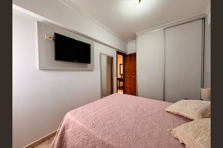 Apartamento à venda com 80m², 3 quartos e 1 vagaQuarto 2