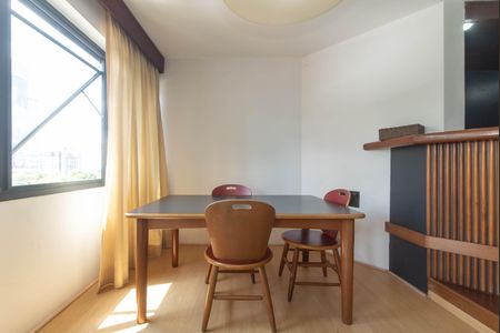 Apartamento à venda com 48m², 1 quarto e 1 vaga Apartamento à venda com 48m², 1 quarto e 1 vagaSala de Jantar