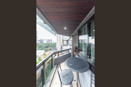 Apartamento à venda com 48m², 1 quarto e 1 vaga Apartamento à venda com 48m², 1 quarto e 1 vagaSacada