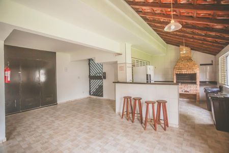 Apartamento para alugar com 51m², 2 quartos e 1 vaga Apartamento para alugar com 51m², 2 quartos e 1 vagaÁrea comum - Salão de festas
