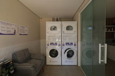 Apartamento à venda com 44m², 2 quartos e sem vagaÁrea comum