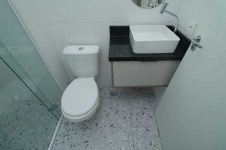 Apartamento à venda com 44m², 2 quartos e sem vagaBanheiro