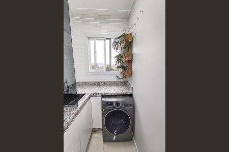 Apartamento à venda com 58m², 2 quartos e sem vagaCozinha e Área de Serviço