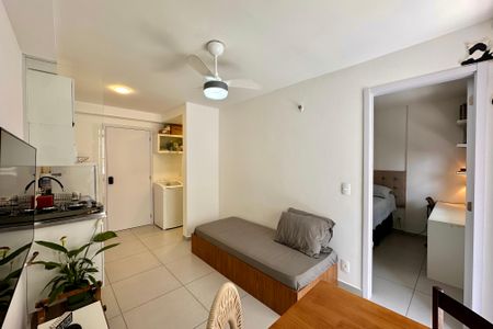 Apartamento à venda com 39m², 1 quarto e sem vagaSala