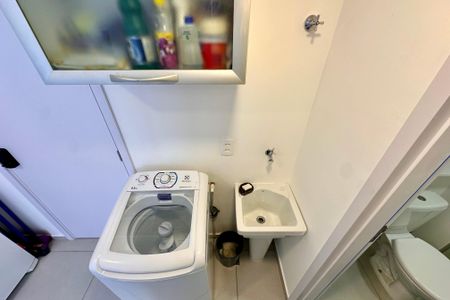 Apartamento à venda com 39m², 1 quarto e sem vagaÁrea de Serviço