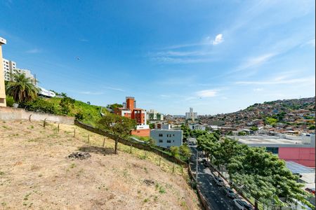 Apartamento à venda com 60m², 3 quartos e 1 vagaQuarto 2