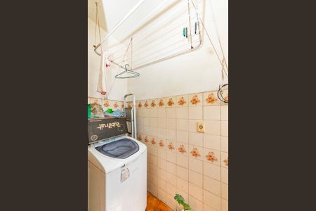 Apartamento à venda com 60m², 3 quartos e 1 vagaÁrea de Serviço