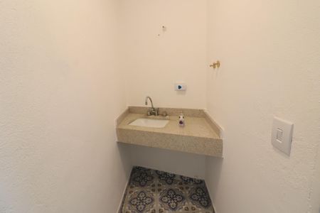 Casa para alugar com 70m², 1 quarto e 1 vagaBanheiro