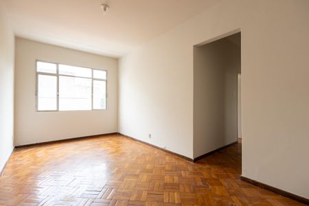 Apartamento para alugar com 81m², 2 quartos e 1 vaga Apartamento para alugar com 81m², 2 quartos e 1 vagaSala