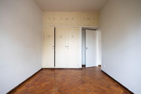 Apartamento para alugar com 81m², 2 quartos e 1 vaga Apartamento para alugar com 81m², 2 quartos e 1 vagaQuarto 2