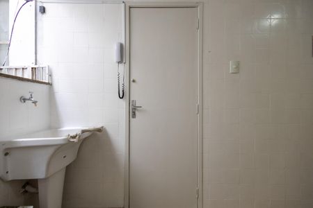 Apartamento para alugar com 81m², 2 quartos e 1 vaga Apartamento para alugar com 81m², 2 quartos e 1 vagaÁrea de Serviço