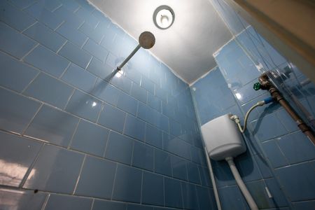 Apartamento para alugar com 81m², 2 quartos e 1 vaga Apartamento para alugar com 81m², 2 quartos e 1 vagaBanheiro de Serviço
