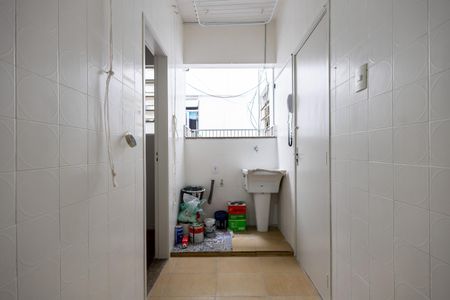 Apartamento para alugar com 81m², 2 quartos e 1 vaga Apartamento para alugar com 81m², 2 quartos e 1 vagaÁrea de Serviço