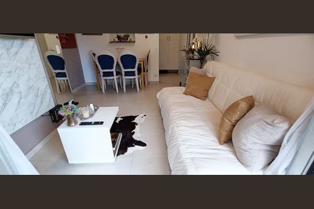 Apartamento à venda com 52m², 2 quartos e 1 vagaSala