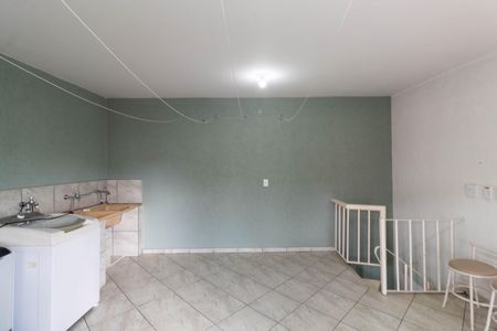 Casa à venda com 215m², 3 quartos e 2 vagasLavanderia