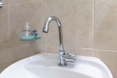 Casa à venda com 215m², 3 quartos e 2 vagasBanheiro 