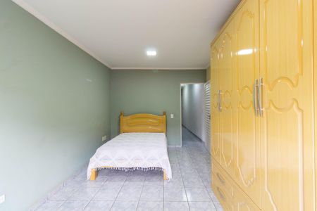 Casa à venda com 215m², 3 quartos e 2 vagasQuarto Suíte