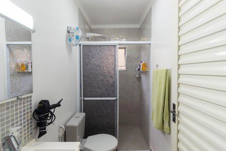 Casa à venda com 215m², 3 quartos e 2 vagasBanheiro 2