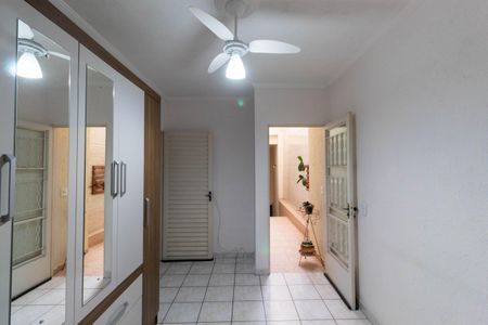 Casa à venda com 215m², 3 quartos e 2 vagasEscritório