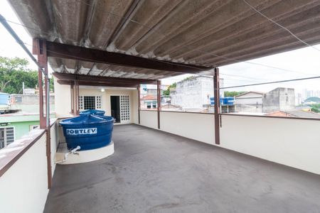 Casa à venda com 215m², 3 quartos e 2 vagasVaranda