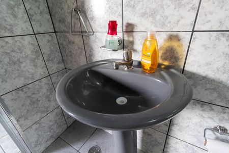 Casa à venda com 215m², 3 quartos e 2 vagasBanheiro da Suíte